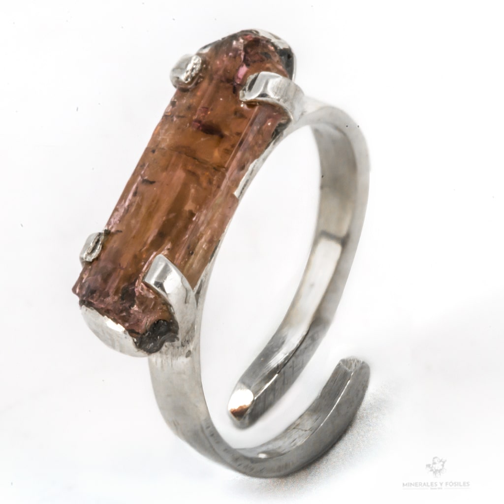 ANILLO DE TURMALINA RUBELITA