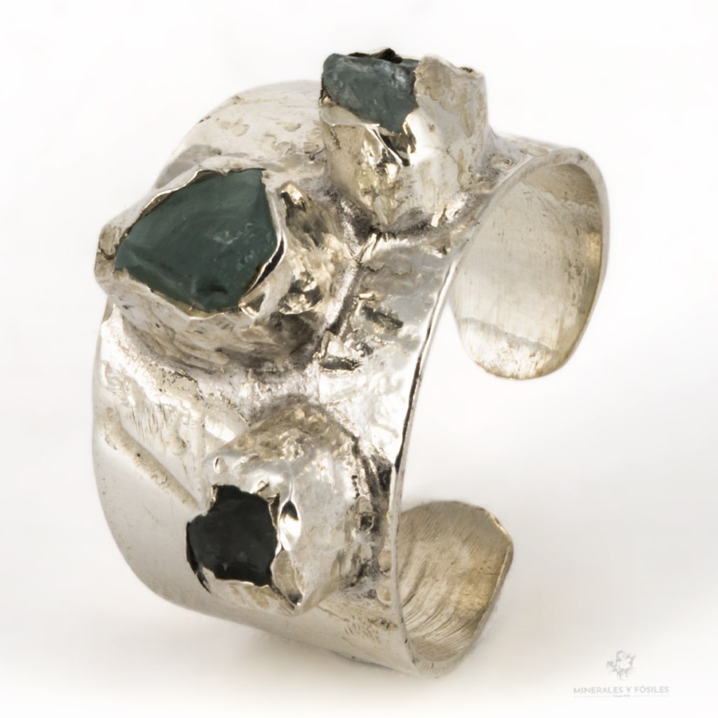 ANILLO DE AGUAMARINA EN BRUTO